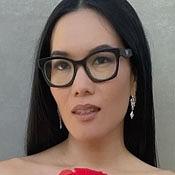 Ali  Wong