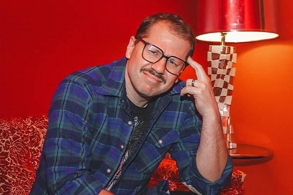 Dustin Nickerson photo